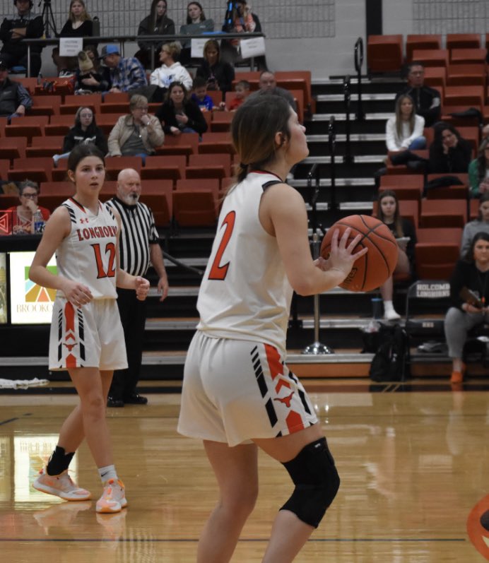 Big nights from 3 <a href="/Holcomb_girlsBB/">HHS LadyLonghorns BB</a> girls in a 65-48 win over Lakin. 2025 <a href="/halbaljones22/">Halle Jones</a> (24p 7r 3 stls 4 3s), 2024 <a href="/jkruleski12/">Jera Kruleski</a> (16p 8r 5a 3stls) and 2025 <a href="/KalynKing06/">Kalyn King</a> (13p 6a 3 stls 3 3s). #magicfamily <a href="/RobertPGHKansas/">Robert Kelly</a> <a href="/sportsinkansas/">Sports in Kansas</a> <a href="/KansasPregame/">Kansas Pregame</a>