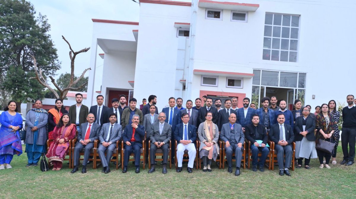 Deputy Labour Commissioner Kashmir tweet media