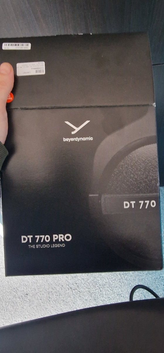 94Peely's tweet image. Lets give the birthday present a proper test with some siege lol