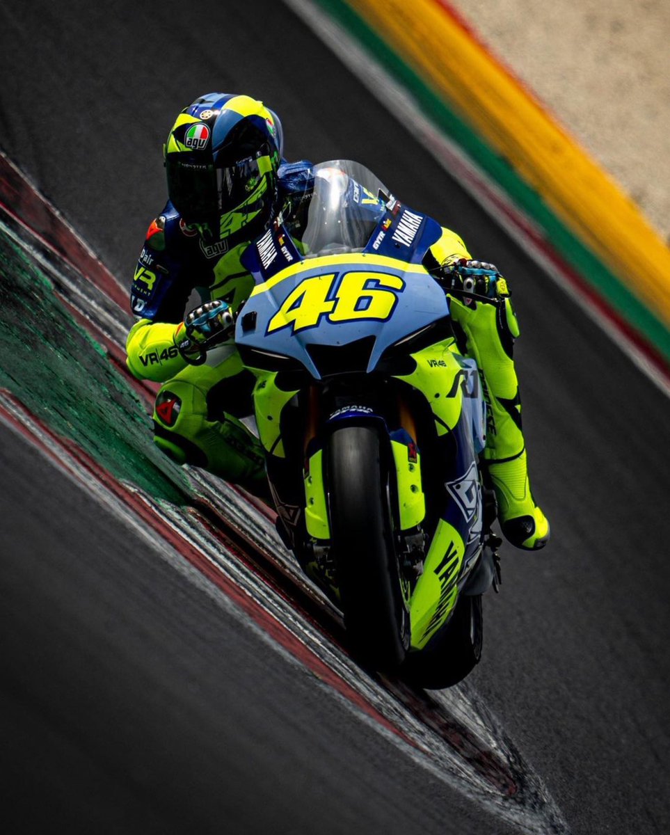 Valentino Rossi tweet media