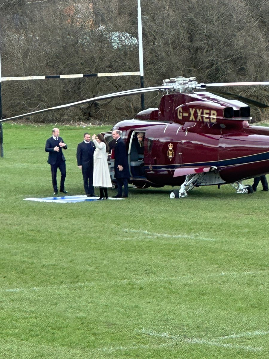 That time the royals came....
Well- used us for parking... same difference! #RoyalVisit #PrinceWilliam #PrincessCatherine