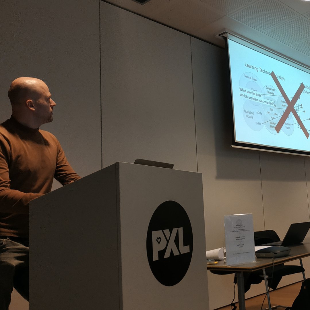 aibyexample's tweet image. Met een succesvol event hebben wij ons project kunnen afsluiten! 🦾 Wij willen onze partners en de deelnemers van de hackathons bedanken!🙏 

Wil jij ook graag AI in je bedrijf?🧠 Bekijk dan zeker de toepassingen op aibyexample.be

@VLAIO_be @HogeschoolPXL @uhasselt