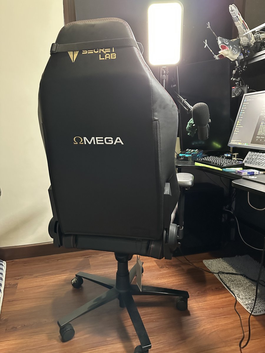 GLHFSon on Twitter "Time to say goodbye to my Secret Lab chair WTS Secret Lab OMEGA 2020 Rp 3.