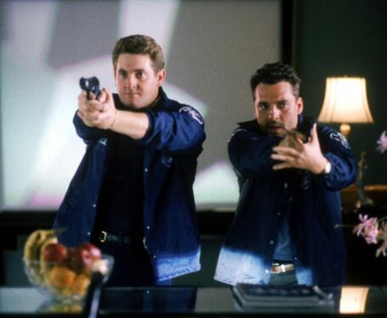 #RIPTomSizemore back to busting criminals with #ChrisPenn