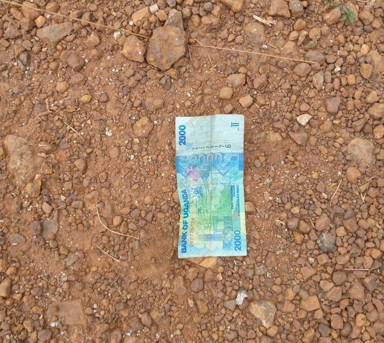 MaamaKampala21's tweet photo. Mpozzi how much is Mapeera 😒😒 https://t.co/o4aNR5nzDN