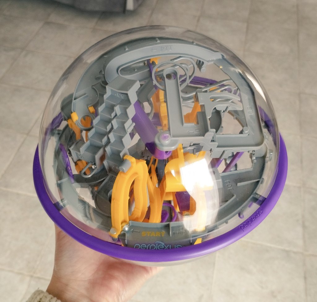 Gbangel0401's tweet photo. Oh, and this marble run game is awesome 😄 (I made it to stage 45/125) #perplexus https://t.co/fjeQOSQUaf