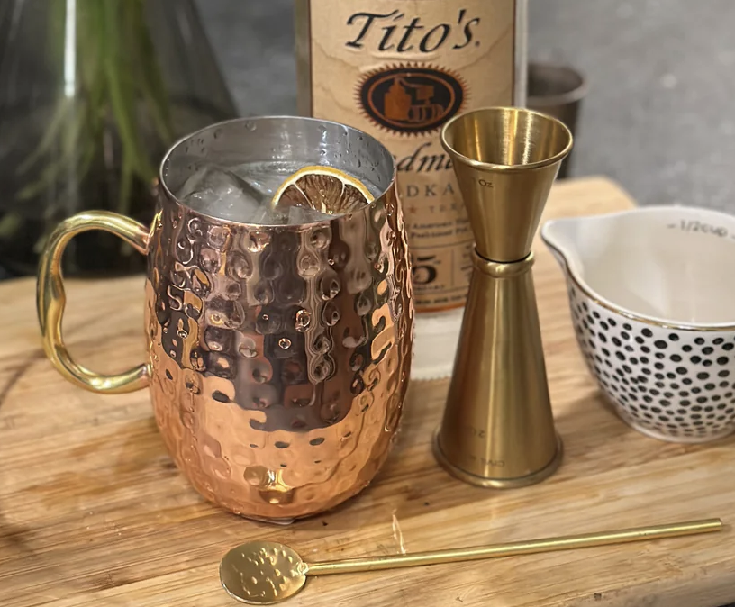 vacrum's tweet photo. Happy Tuesday!! NEW Spring items have been added to our sale section! PLUS our pillow sale ends tonight at midnight! Take a look and maybe you'll find a few gems to decorate your home or office space with.   #springdecor #homedecorsale - https://t.co/Rg00vBhxGo https://t.co/gci5A3gnmb