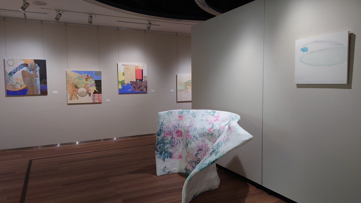 gurufurafura's tweet photo. #アンペルギャラリー にて第14回大学日本画展 #ITOGUCHI 〈武蔵野美術大学日本画学科卒業生グループ展〉
こちらも最近知ったので、大学日本画展なんて言うのを定期的に開催していたのも今日初めて知る事となった
小俣花名、アルト・クサカベ、後藤まどか、村上のどか、蜂須湖々(敬称略)の5名 https://t.co/UxGDh8zJS3
