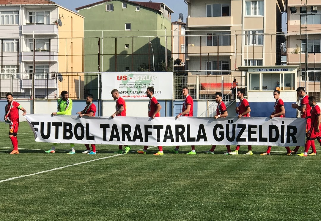 AmedsporSK's tweet photo. Tam 7 yıldır Amedspor'umuza deplasman yasağı uygulanıyor. #DeplasmanımaDokunma https://t.co/UN35NYrmEY