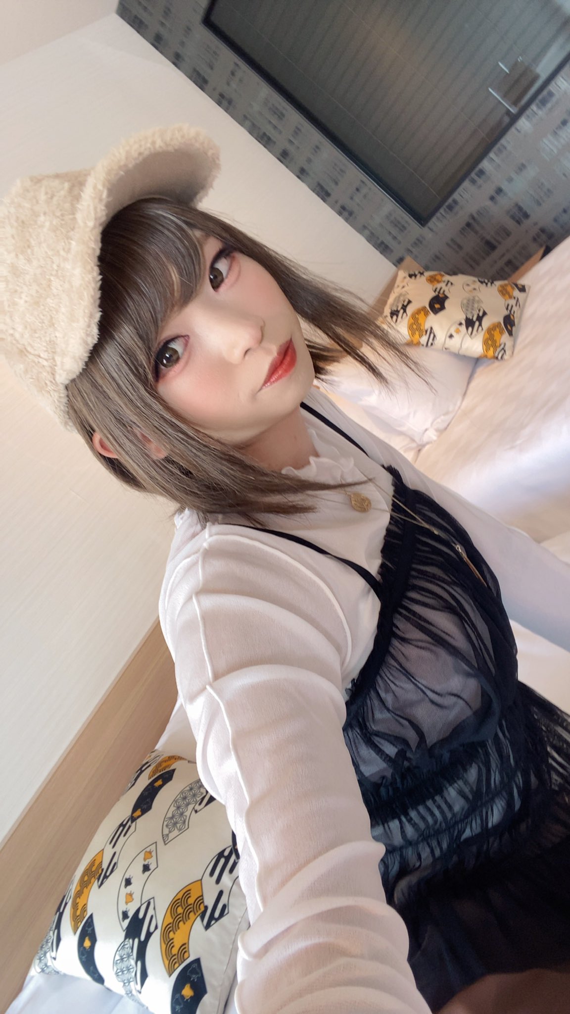 gif av 女装美少年 実況中！ 美少年出版社 (@bishonenlive) / X
