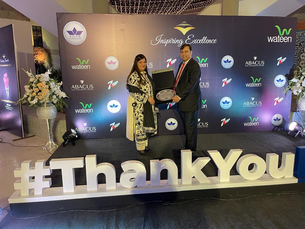 AzimRizvee's tweet photo. Truly an honour and pleasure receiving the Pride of LUMS Award, one of Pakistan’s most coveted awards; this one is for you all as we have been all in it together ever since it’s been in the making! Thanks again for all your help and support all along!🇵🇰🇨🇦  #Milton #Canada #LUMS https://t.co/xRXJtKhAPW