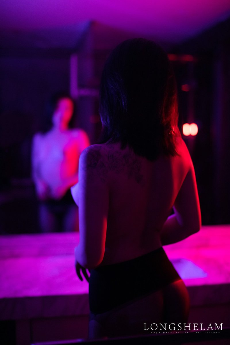 longshelam's tweet photo. 出镜：小文
摄影：@longshelam 
#longshelam #昆明 #私房照 #portrait  #昆明约拍
约拍请联系 https://t.co/2xOg1o4RN0