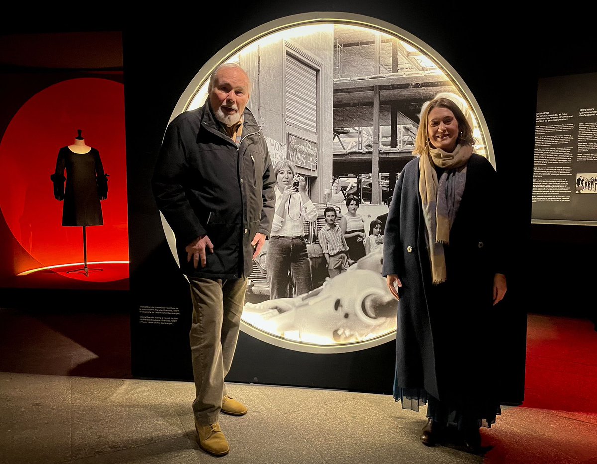 Un homenaje al fotoperiodismo de moda a pie de calle. No os perdáis la muestra dedicada a Joana Biarnés, en la Sala Canal de la <a href="/ComunidadMadrid/">Comunidad de Madrid</a> hasta el 23 de julio, con entrada gratuita.