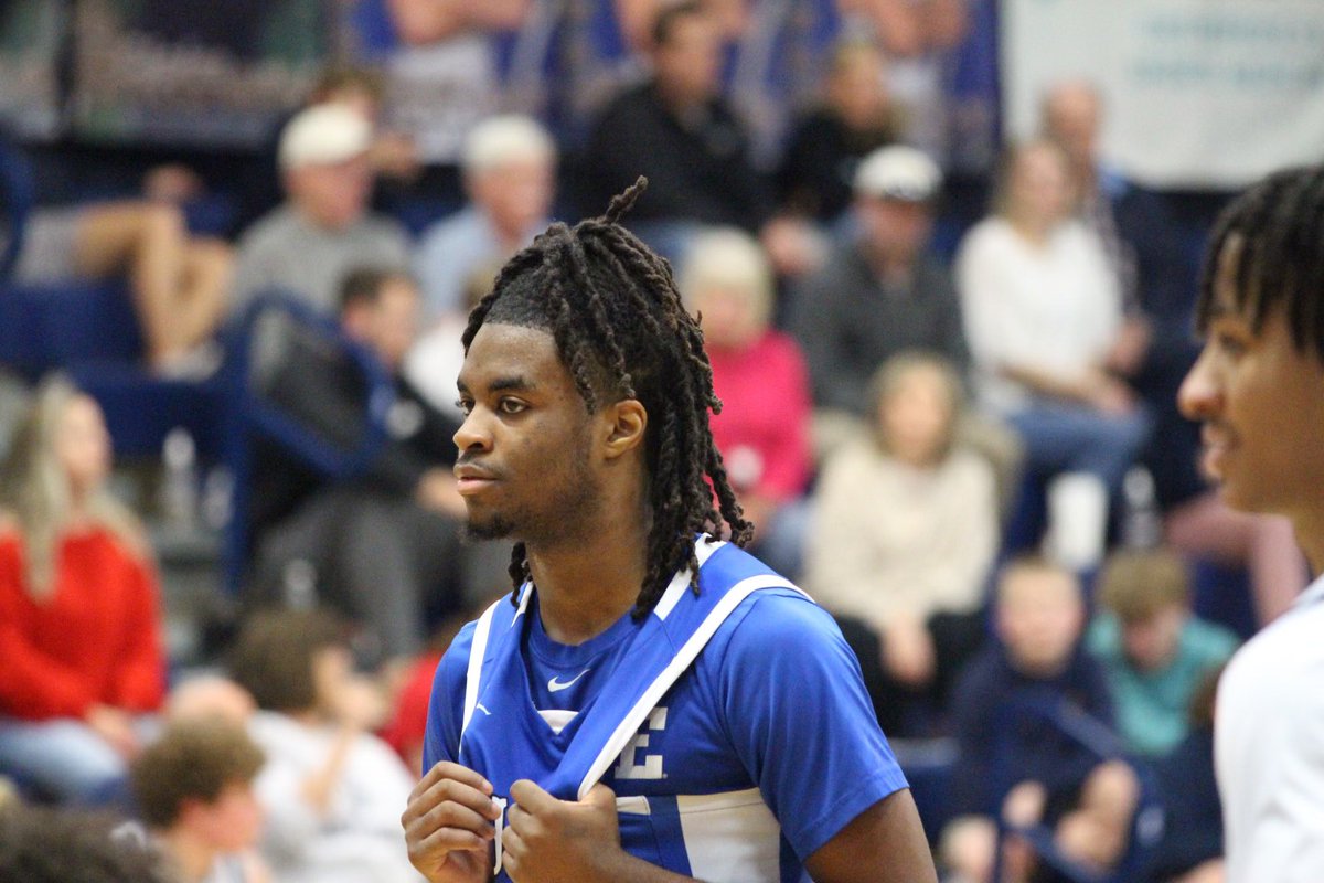 JCHS Boys Basketball tweet media