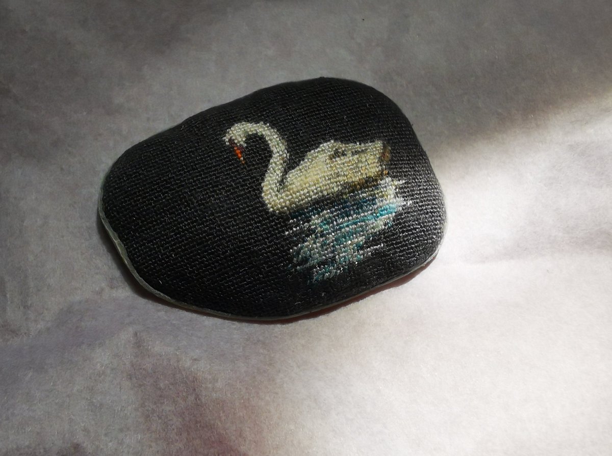 NowThenSelbyST's tweet photo. Join our artist in residence @SerenaPartridge for a FREE stitch workshop on Saturday 25 March at @selby_abbey. Find out more and reserve your place at:
https://t.co/CfFCqkiiNx #art #embroidery #Selby https://t.co/UkpwuXsOho