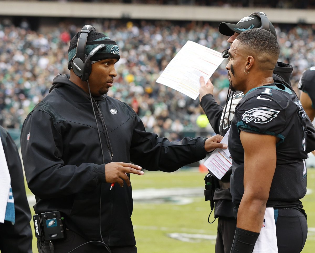 Eagles are promoting their QB coach Brian Johnson to offensive coordinator to replace new Colts’ HC Shane Steichen, per sources. Johnson had multiple opportunities for other OC jobs, but he ultimately stays with the Eagles.