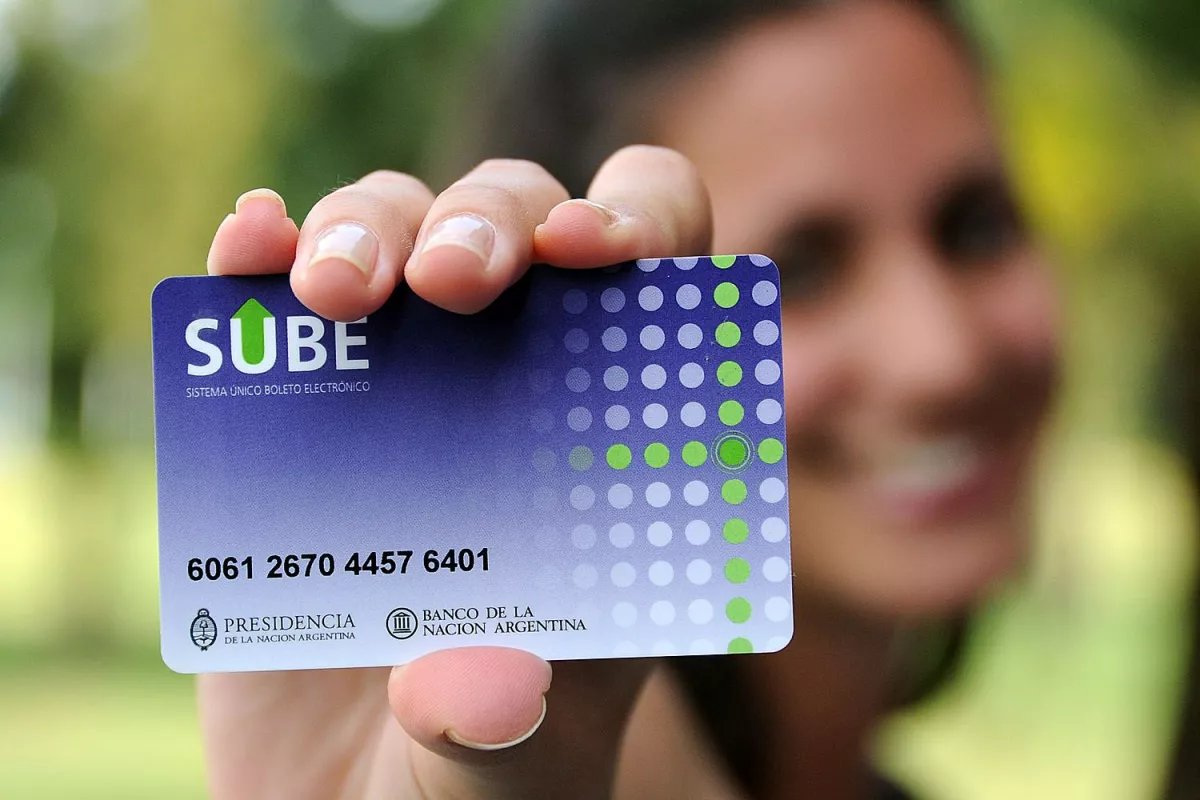 UNLZoficial's tweet photo. 🚌BOLETO ESTUDIANTIL 2023 
Ya está habilitado el sistema para ser beneficiario si sos estudiante regular.
📲Inscribite en: https://t.co/XT62MfjZwv 
⚠️ATENCIÓN INGRESO 2023: para anotarte, debés finalizar el curso de ingreso y estar cursando las primeras materias de la carrera. https://t.co/yNuoZ8S7bD