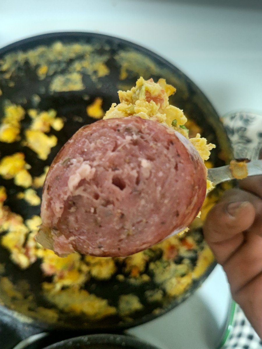 TheGoodFrank's tweet photo. Our Kielbasa Grillowa with scrambled eggs and sourdough toast. (It tastes even better knowing that we were enjoying our own sausage and our own eggs.)
https://t.co/wT3RL673Hb https://t.co/jVGShA8EPN