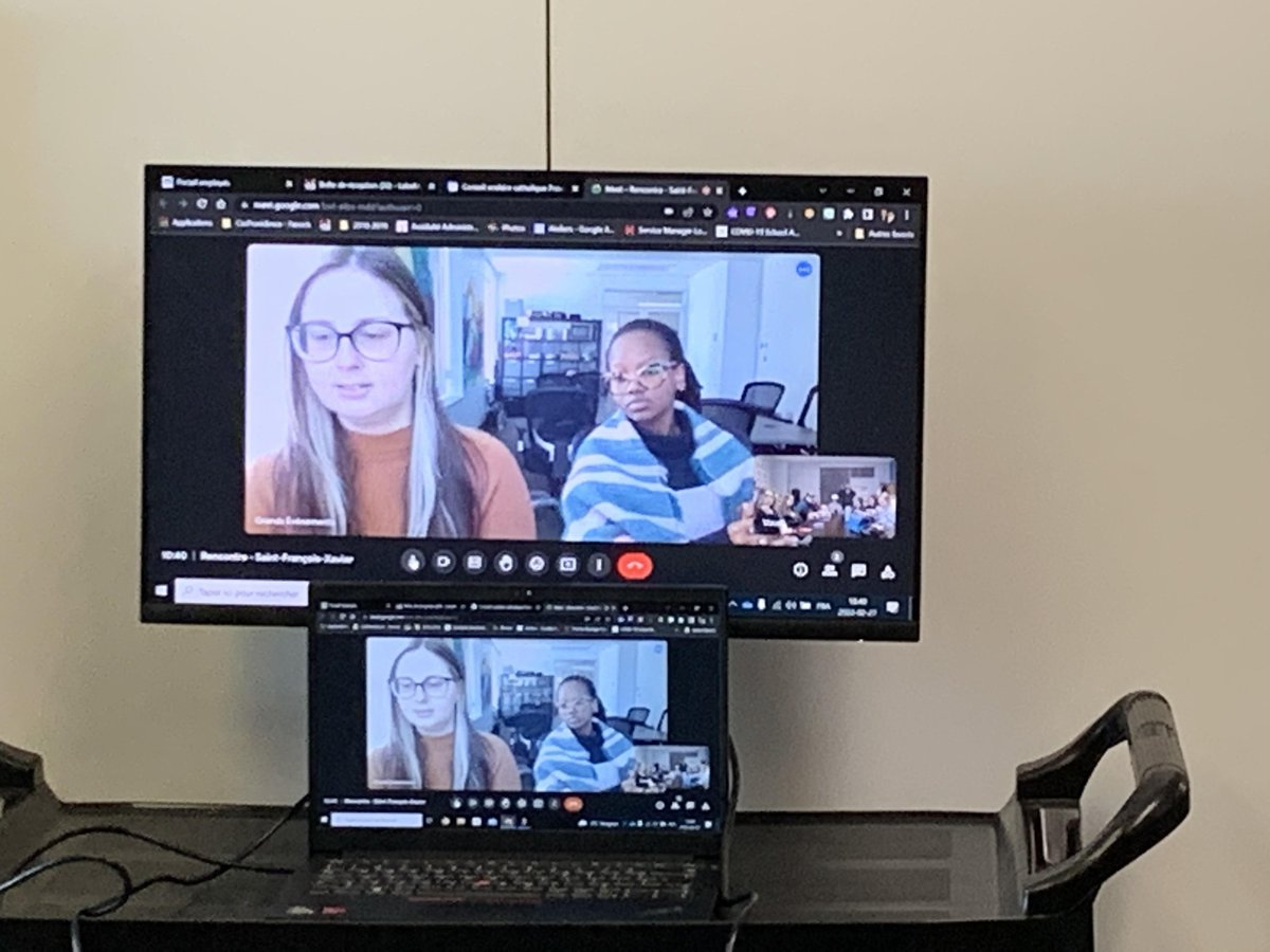 Très belle rencontre de collaboration hier midi <a href="/ESCStFXavier/">École secondaire catholique Saint-François-Xavier</a> avec notre conseil des élèves et la <a href="/laFESFO/">FESFO</a>. Très hâte d'accueillir les membre de la FESFO chez-nous et de voir nos conseillers animer notre activité du 9 mars!