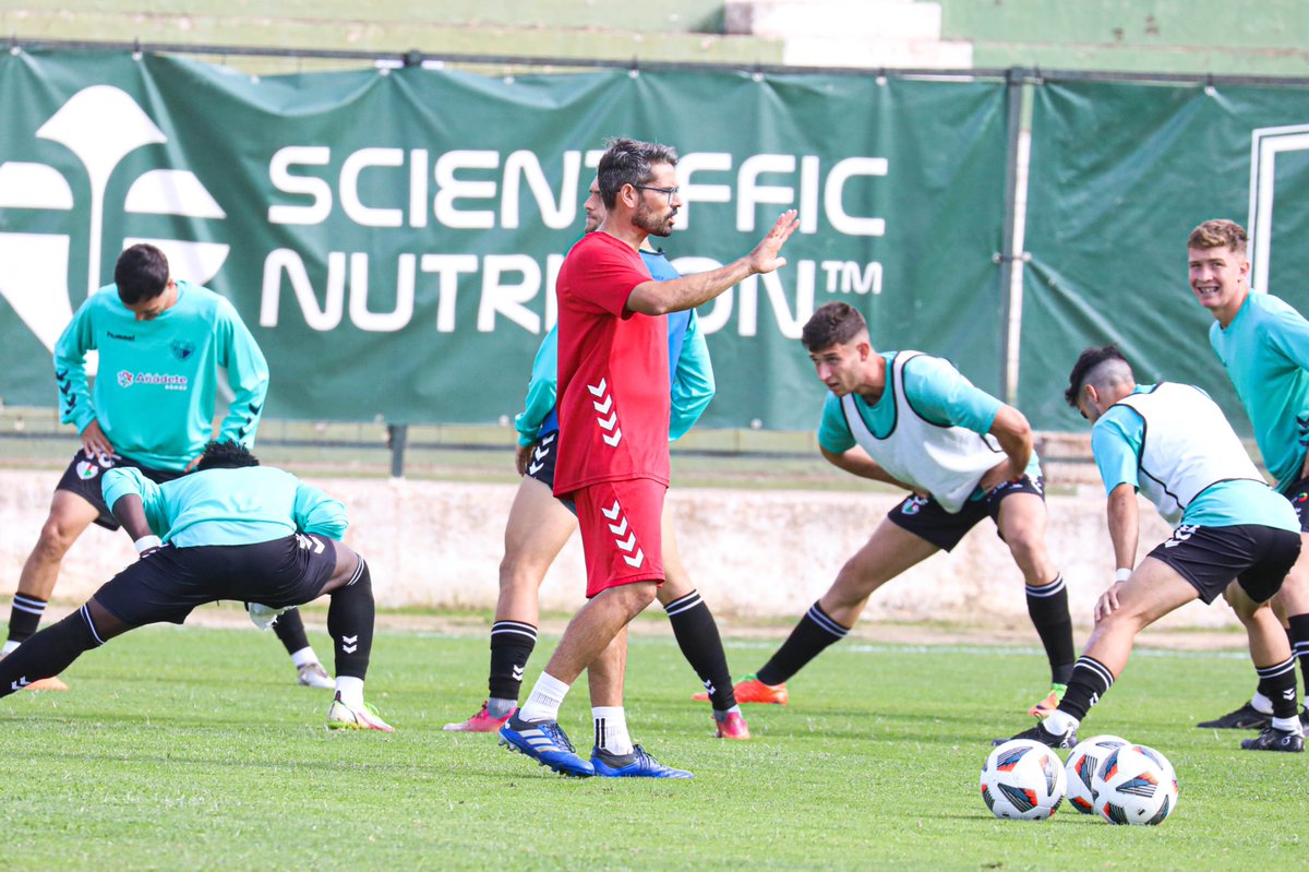 Antequera C. F. tweet media