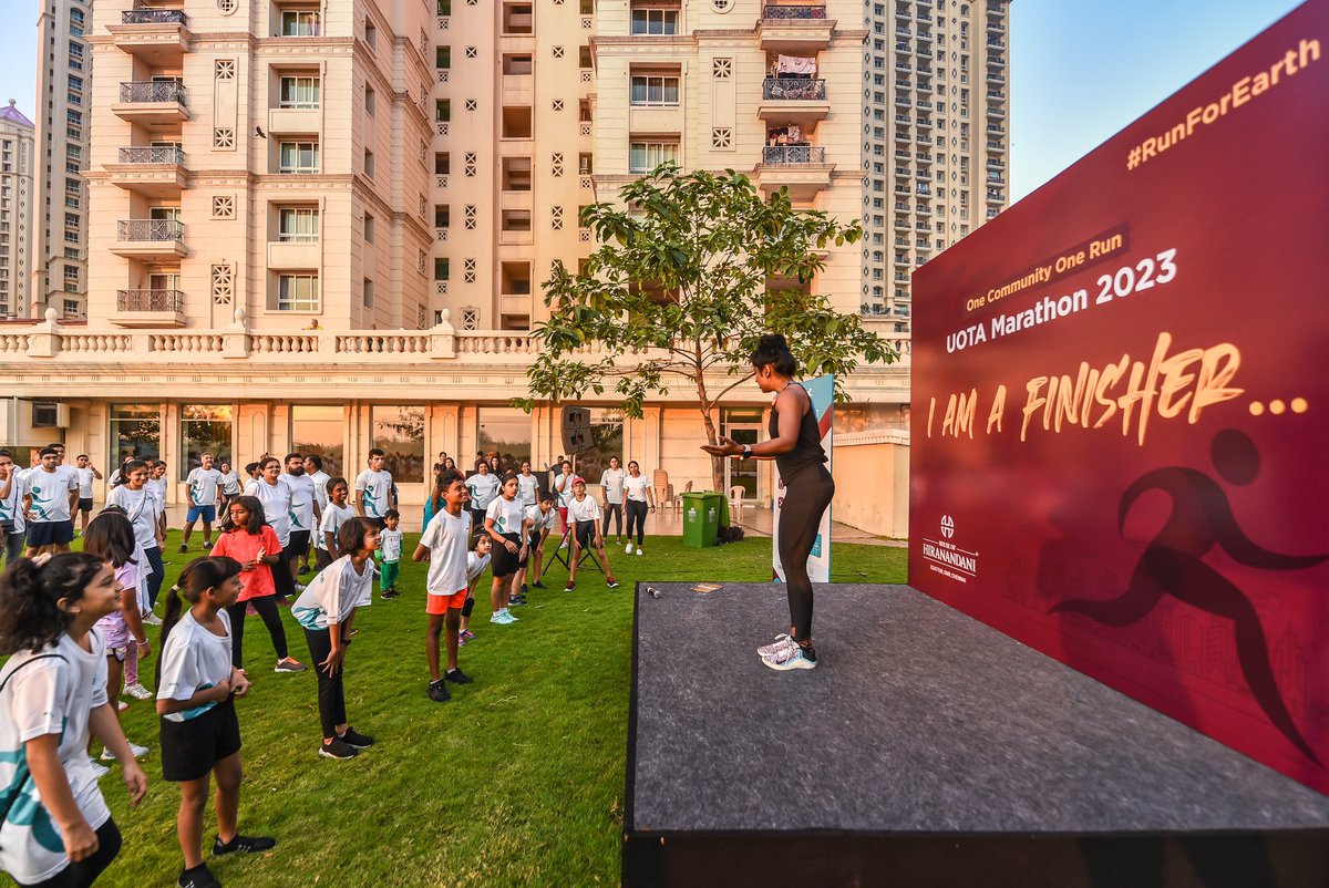 HOHExclusive's tweet photo. Glimpses of the Fun Run held at OMR on 26-02-23. Began with a warmup by Geetha Maharanjan. We did 10km, 5km, & 2.5km runs to #RunForEarth & Walk For Plastic did a 4km plog run to collect plastic waste.
#Houseofhiranandani #WalkForPlastic #FunRun #RunForEarth #OMRChennai https://t.co/st7EIZ63D2