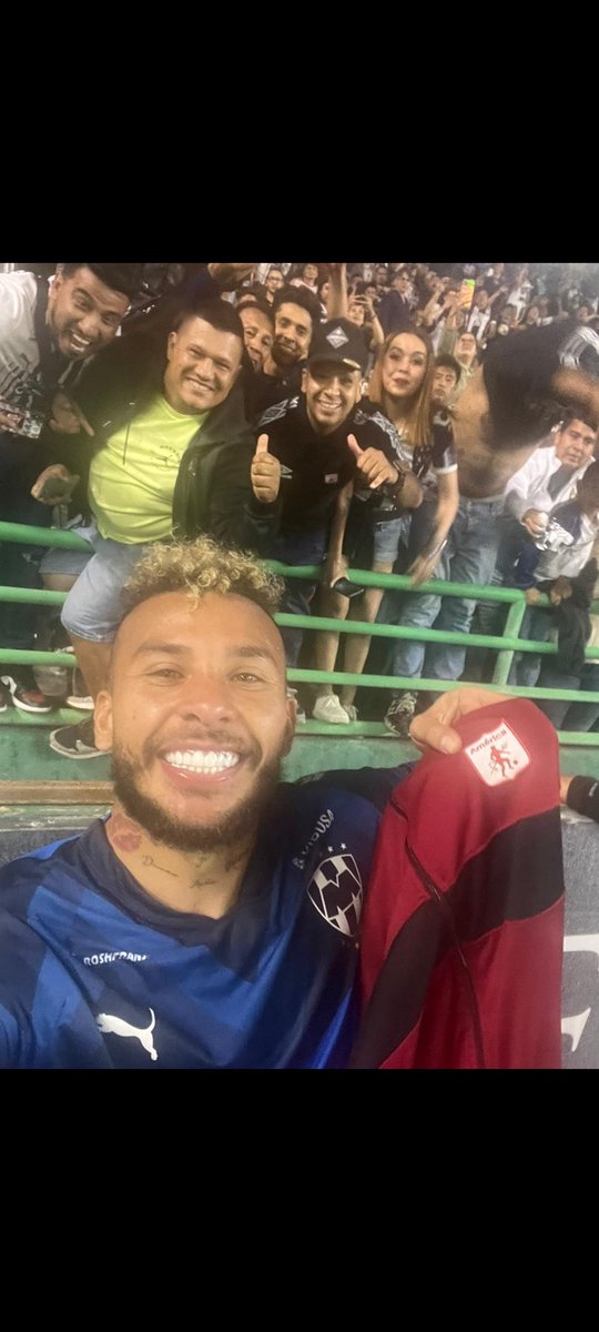 AmericaSA_GO's tweet photo. ⚽️💥 Y como no quererlo.😢😍 #GraciasDuvan https://t.co/a1ZpLUotXX