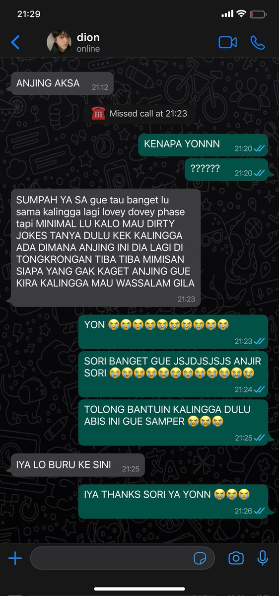 cakafiles's tweet photo. #kalinggaksa // dirty jokes ? 🔞

perkara aksa minta "dicap" sama kalingga. https://t.co/FolYVRsXsK