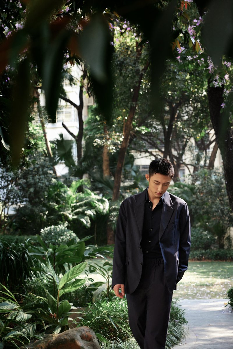 cdrama_update's tweet photo. #HuangJingyu for film #TheExplosion press conference
More pics - https://t.co/HmO1sGNgzm
#JohnnyHuang #黄景瑜
#大爆炸 https://t.co/JX5MzxYIZy
