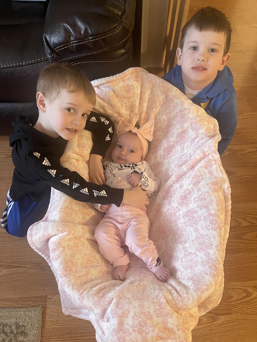 JayLeads's tweet photo. Rhenn in her animal print and the boys wearing their blue for Read Across America week ! #EMSD37pride https://t.co/T7HPIncRe6