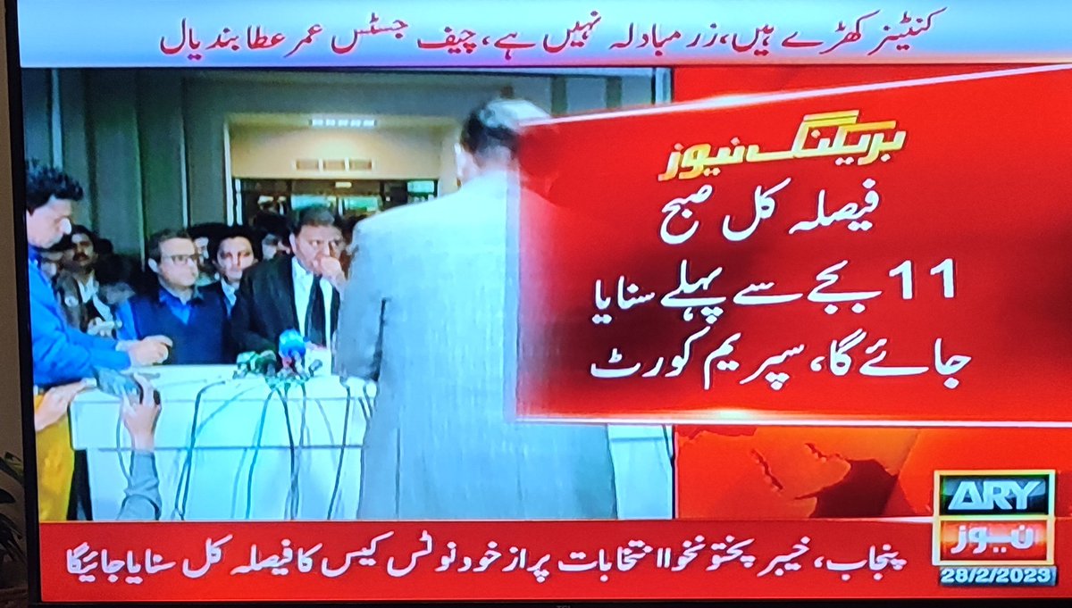 Lalika79's tweet photo. فیصلہ بڑے پائے ہیں ہلکی آنچ پر چڑھا دیا ہے کل دن اپنے اپنے کُلچے ساتھ لیکر آئیں https://t.co/d7sZmgNeuO