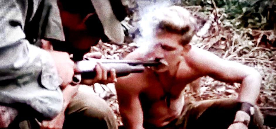 homo_ricreativo's tweet image. Allora non erano solo i marines dalle canne dei fucili... #killerhigh #NoMoreWarOnDrugs #SpiniNelFianco