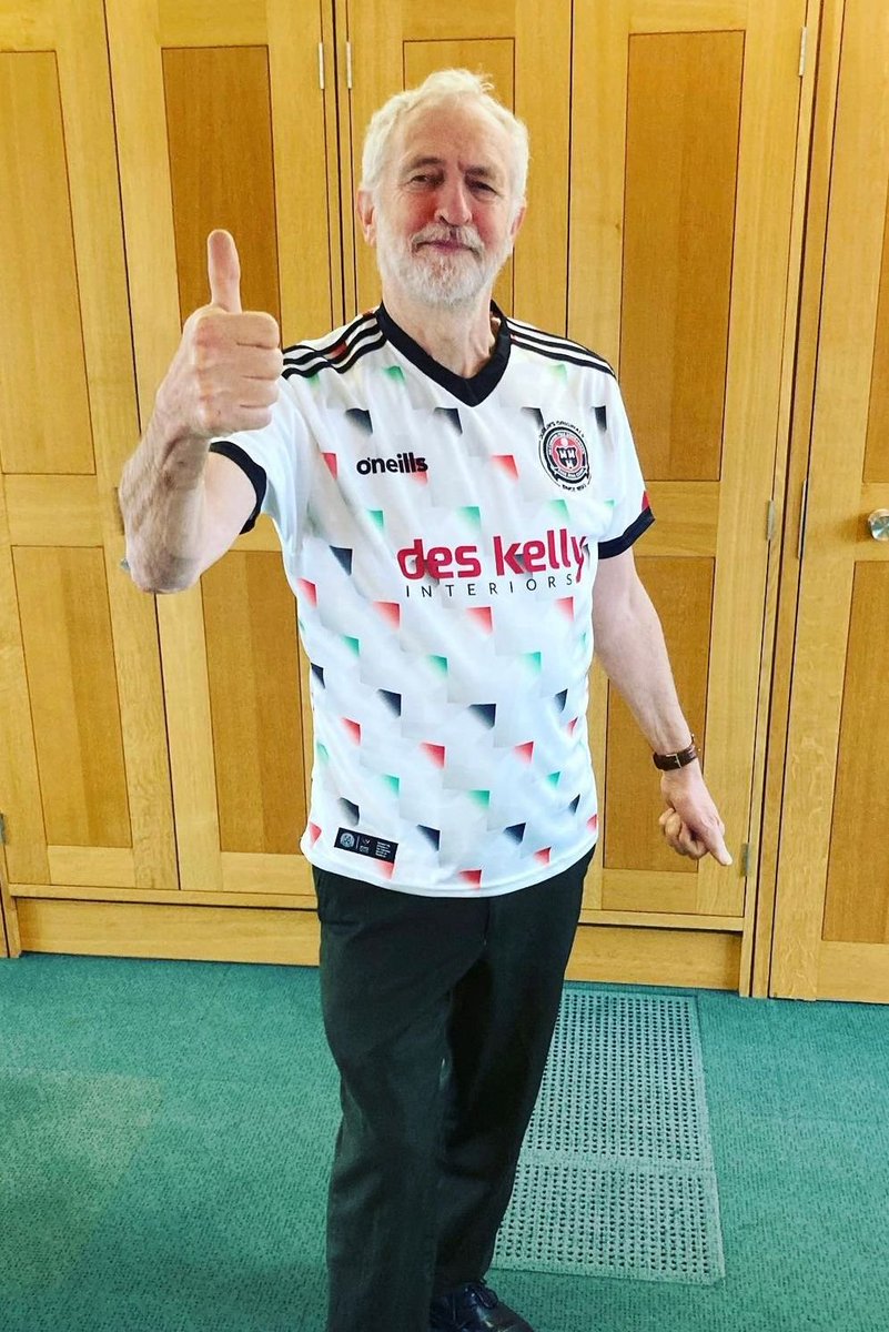 🇵🇸 Our latest Bohemians Palestine jersey has been dispatched to... recent Dalymount visitor <a href="/jeremycorbyn/">Jeremy Corbyn</a> 

👍 shop-bohemianfc.com/collections/re…