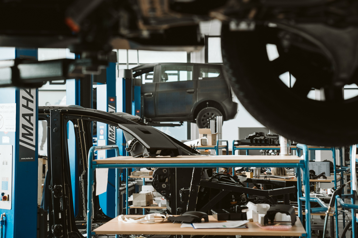 We want to do everything possible to make the Sion a reality. We intend to offer any interested third parties to purchase the Sion program, the assets, and the industrialization rights to build the world’s first affordable Solar Electric Vehicles 👉sonomotors.com/en/sion-sell-o…