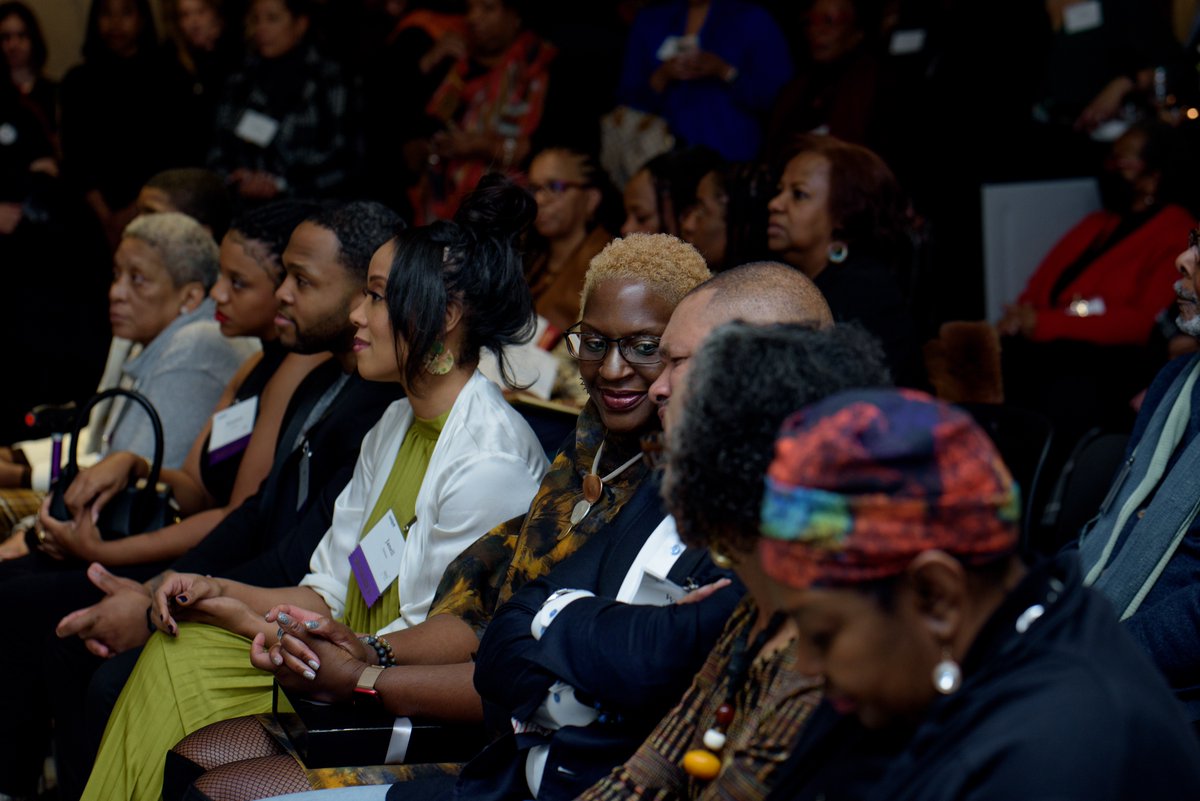 TSOP_Exhibit's tweet photo. Last week's #TSOPChi Premier Reception, hosted by @FundBlackChi at the @ChiCulturCenter was filled with so much love and joy and soul 💕 Forever grateful

📷: @acjphoto https://t.co/0qUXjD7N9S