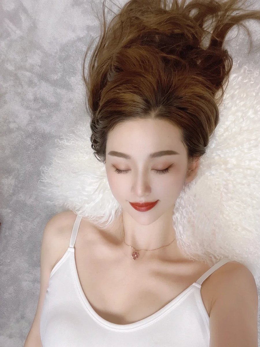 LisaHal34899964's tweet photo. svbr welkbrjnelkg wkl;rjg 

#上海SPA：舒适放松，享受自然，上海最具情调的温泉水疗 https://t.co/ry4vHagx4l