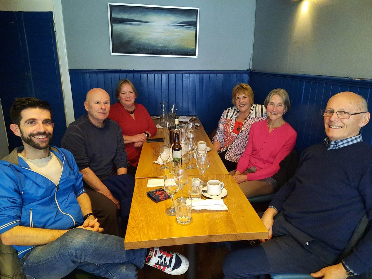 thepacklanguage's tweet image. Siempre es un placer poder tener clases presenciales con los estudiantes, quedar para tomar un café o para disfrutar de una comida mientras practicamos español. ☕️🇪🇸
.
#aprendeespañol #PracticaEspañol #clasedeespañol  #learnspanish #spanishclass #spanishconversation