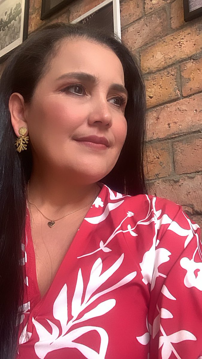 acastro72's tweet photo. 🥳 La vida no solo debe vivirse… debe celebrarse 🎂 

#FelizCumpleaños #28Feb  #HappyBirthdayToMee https://t.co/gW1WSHlOh4