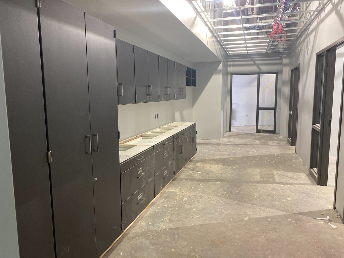 Progress pictures from one of our school projects in Iowa, Valerius Elementary School! So exciting to see how far this amazing school has come! @UrbandaleCSD  #iowaconstruction #stahlteam