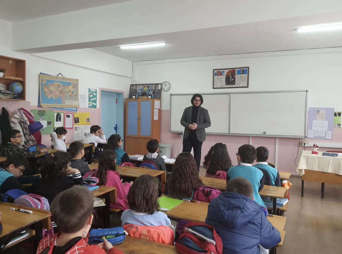 utku_kubilay's tweet image. Elbette beslenme çantandaki besinleri Deep Learning ile sınıflandırabiliriz
#MLAI-101