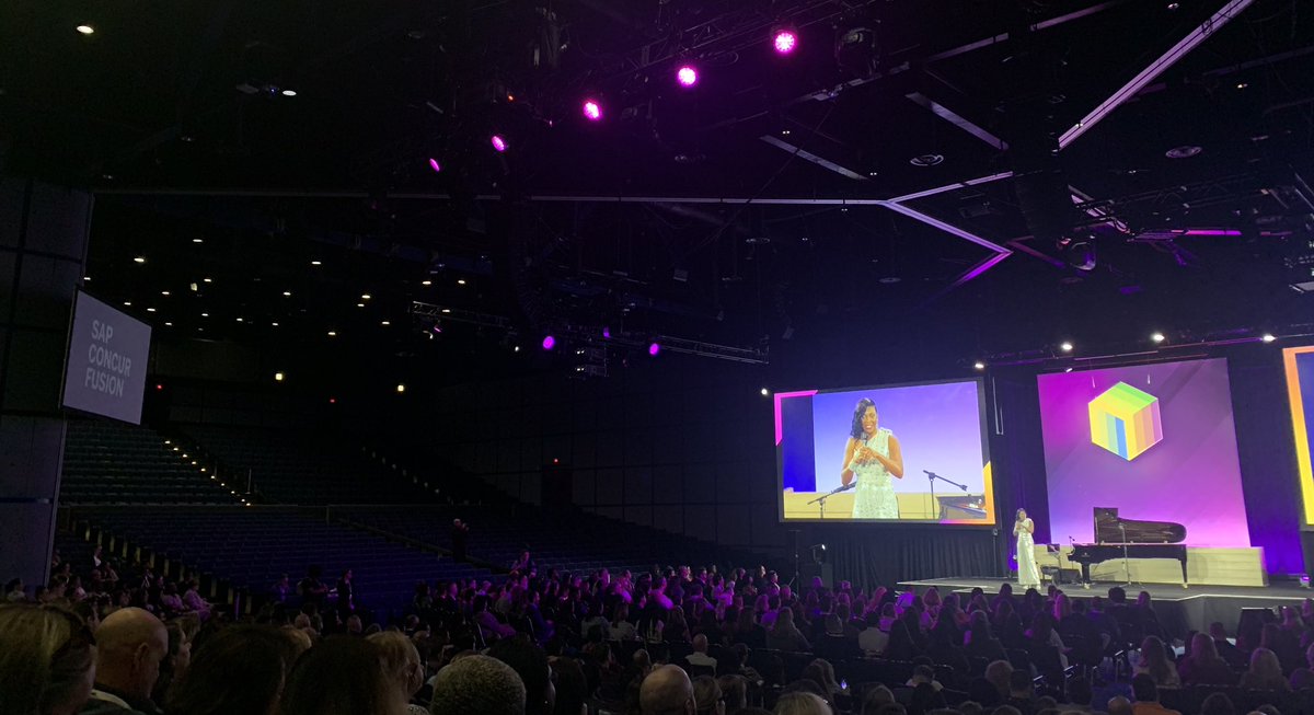 Carol_B_Russell's tweet image. Kicking it off at #SAPConcurFusion with @jadesimmons on stage!