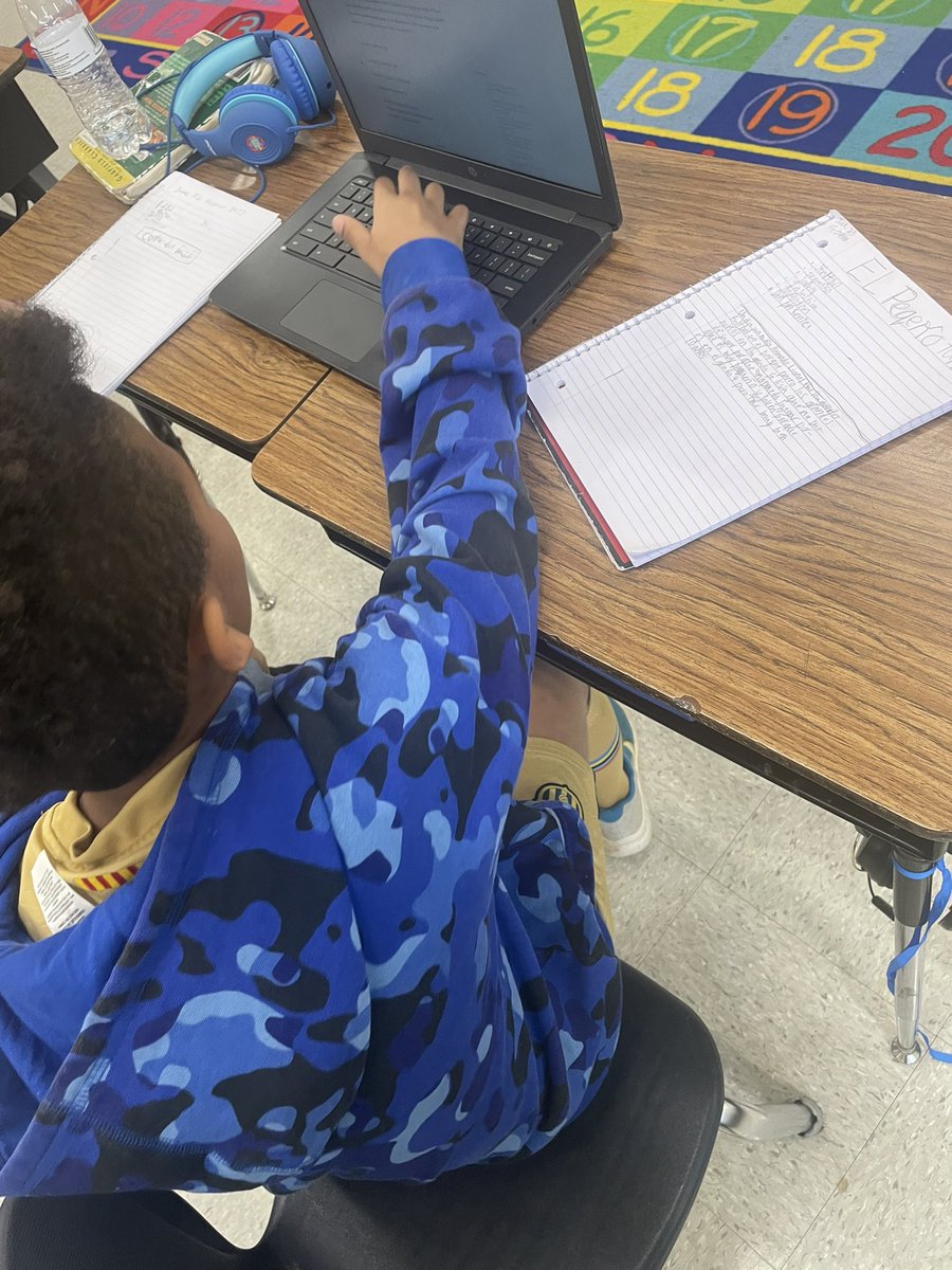 ms_luco's tweet photo. Work with Back History Month in Spanish, we are working on the themes: discrimination, injustice and segregation in Spanish. The moral of the story is about tolerance, respect and empathy #GlobalGoals @Smith_Seabees 
#ambassadorteacher #UnitingOurWorld 
@ParticipateLrng https://t.co/x6EtxFW4Qz