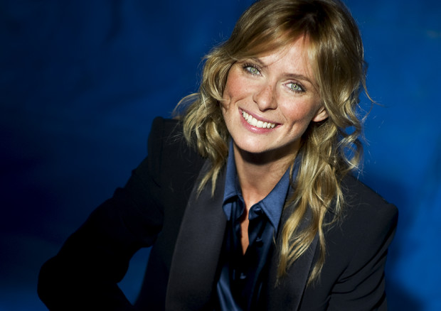 .<a href="/sautieri/">Serena Autieri</a> torna a teatro  nei panni della bella e altera #Rosetta che farà battere il cuore di #Rugantino.  L'artista napoletana ospite al #Tg2Rai delle ore 20,30
#28febbraio