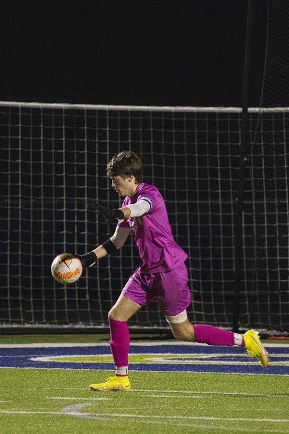Last night our Grizzlies fell to defending two-time state champions Southeast Whitfield Creekview was led by our senior captain Cooper Cherry last night. Cherry came up with multiple big saves and the Raiders were only able to get passed him with incredible goals. #Process
