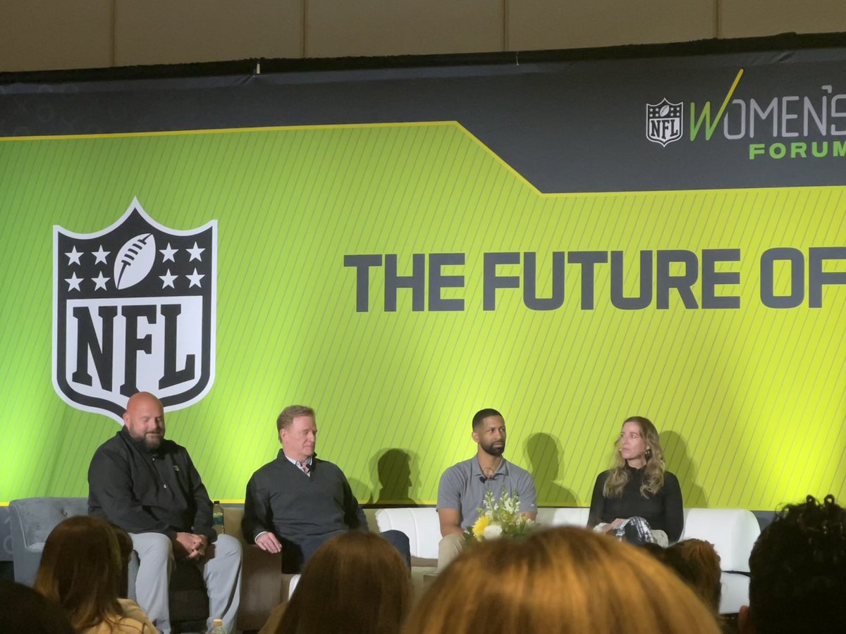 JoriEpstein's tweet photo. Brian Daboll on hiring women to Giants coaching staff: “I didn’t hire the women because I have daughters, I didn’t hire them because I have strong people (who are women) in my life. I hired them because they were good.

“There’s such a great talent pool that’s untapped.” https://t.co/onFbQjp2nq