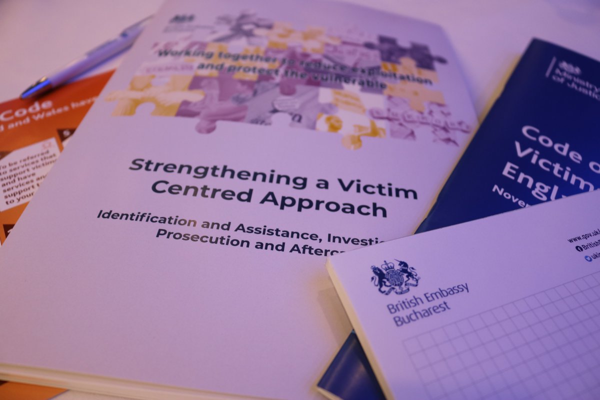 ukinromania's tweet photo. 📌This week, BE Bucharest is organising a workshop to RO 🇹🇩 authorities on victim-centred approaches at each stage of a criminal investigation.
With this, we aim to raise the profile of #MSHT, improve support for vulnerable victims, and strengthen coop. between🇬🇧&🇹🇩authorities. https://t.co/2zvIjNRf6f