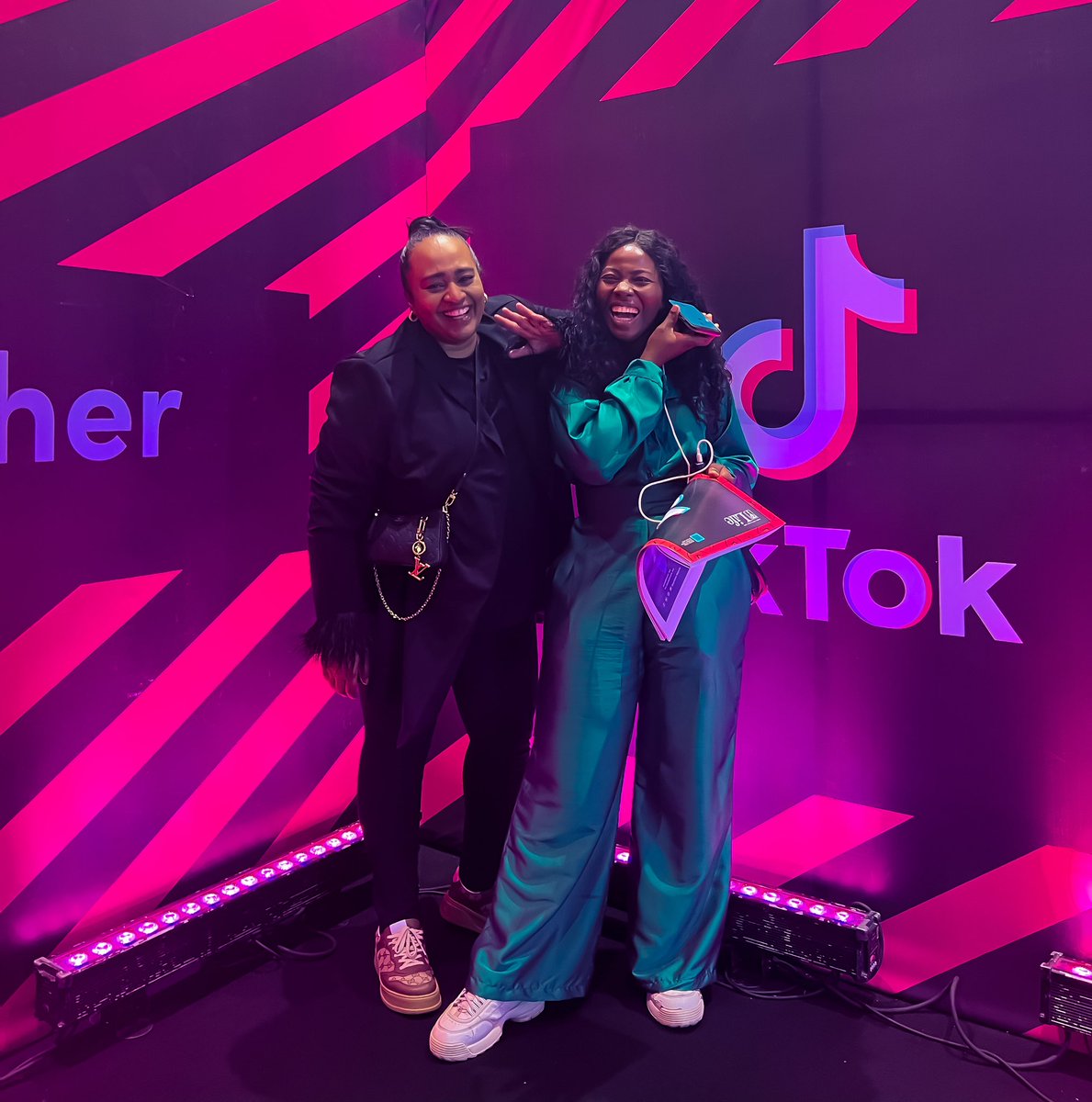 thatdesh's tweet photo. Celebrating 6 months at TikTok. It’s been an incredible journey leading marketing from Nigeria to South Africa, Kenya, Ghana and back with memories I’ll cherish forever. Grateful to work with such an awesome team passionate about Africa! #lifeattiktok https://t.co/9pPUOdEf5E