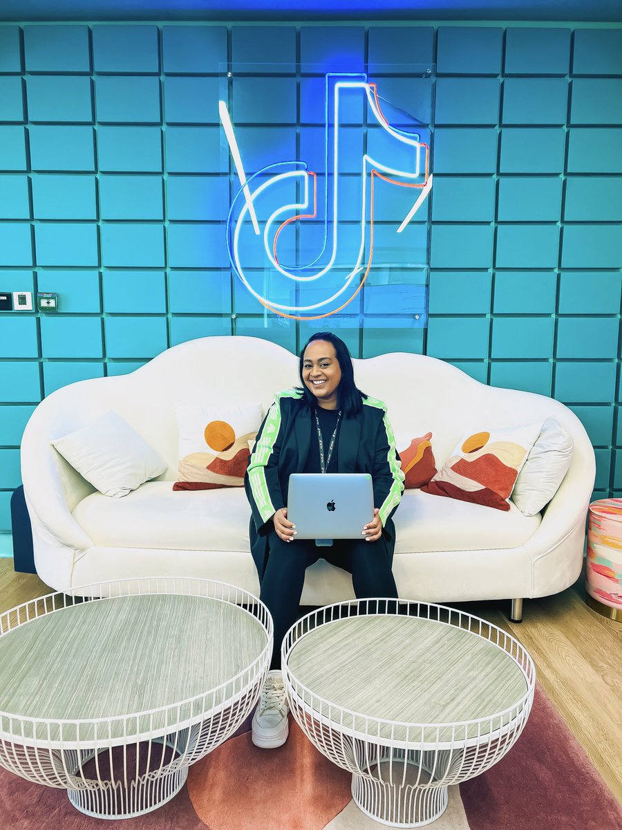 thatdesh's tweet photo. Celebrating 6 months at TikTok. It’s been an incredible journey leading marketing from Nigeria to South Africa, Kenya, Ghana and back with memories I’ll cherish forever. Grateful to work with such an awesome team passionate about Africa! #lifeattiktok https://t.co/9pPUOdEf5E
