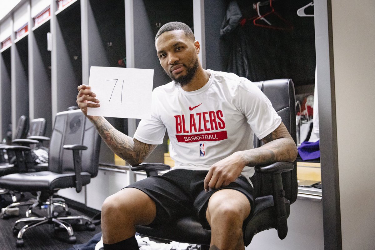 🚨 Pontos everywhere🚨

Lillard faz 71, Kings e Clippers superam os 350. Até onde chegará a NBA? (E os Lakers, resistem à lesão de LeBron?) 

📻Links 📻
Spotify: open.spotify.com/episode/0rbEZ3…
Apple: podcasts.apple.com/pt/podcast/135…