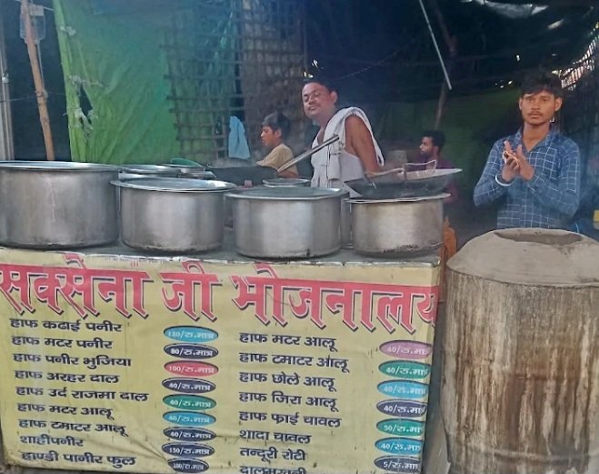 indscribe's tweet image. No &apos;egg curry&apos; or &apos;andaa curry&apos;. Why? It&apos;s a tragedy. 

اگر انڈے کا سالن نہیں ہے تو سب بے کار

अंडा करी यानी अंडे का सालन ही नहीं, तो सब बेकार है

#Eggcurry #Food #Dhaba #India