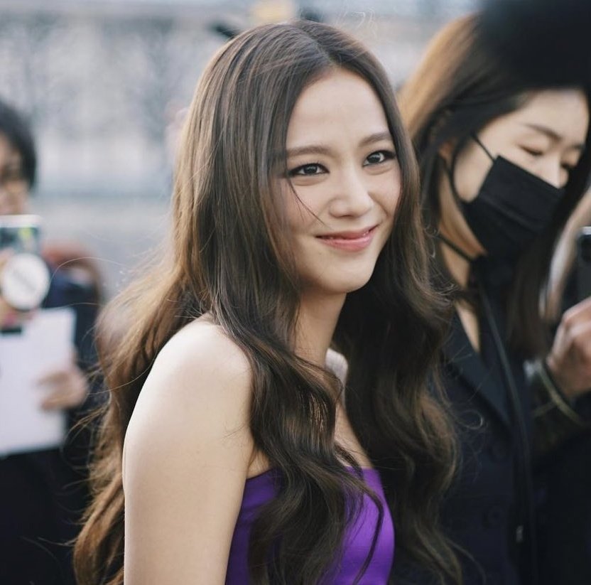 sevlcat's tweet photo. Tan linda, la amo 🫶🏻

JISOO THE FACE OF DIOR
#JISOOxDiorAW23 https://t.co/AD2evmFqEv